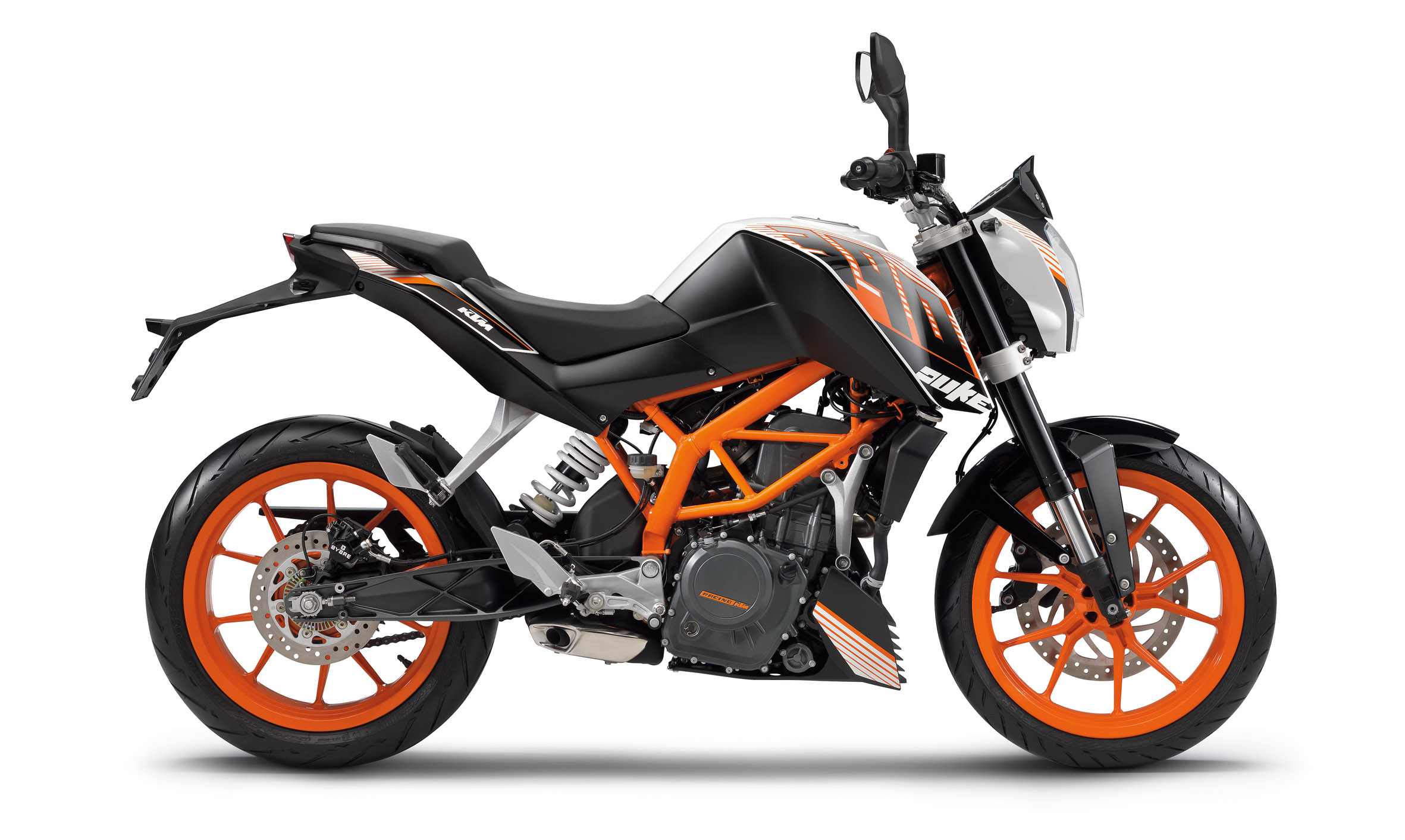 KTM 390Duke身為KTM產品線中的入門車款，輕盈的車重相當適合新手騎士入手。